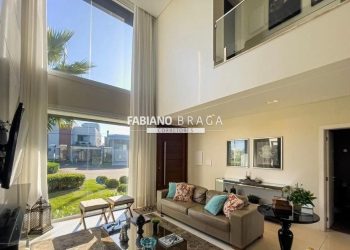 Sobrado com 254m², 4 dormitórios, 4 suítes, 4 vagas, Sea Coast em Xangri-lá