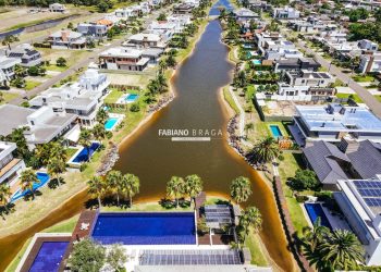 Terreno em Condominio com 450m², Villaggio em Xangri-lá