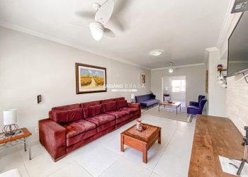 Sobrado com 240m², 4 dormitórios, 2 suítes, 1 vaga, Villas Resort em Xangri-lá