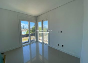 Sobrado com 107m², 3 dormitórios, 3 suítes, 1 vaga, Residencial Isabella || em Xangri-Lá