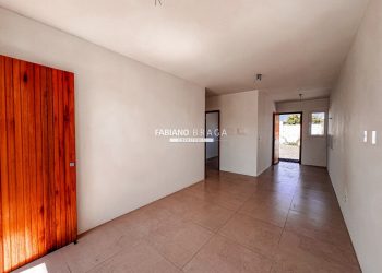 Casa com 55m², 2 dormitórios, no bairro Noiva Do Mar em Xangri-Lá