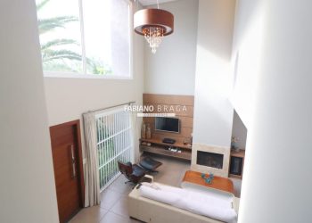 Casa com 170m², 4 dormitórios, 4 suítes, no bairro Centro em Xangri-Lá