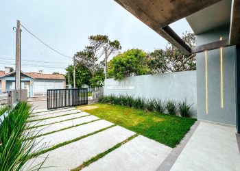 Casa com 104m², 3 dormitórios, 1 suíte, 1 vaga, no bairro Centro em Xangri-Lá