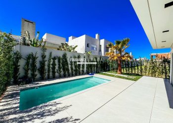 Sobrado com 207m², 5 dormitórios, 3 suítes, 2 vagas, Amare Home Resort em Xangri-lá