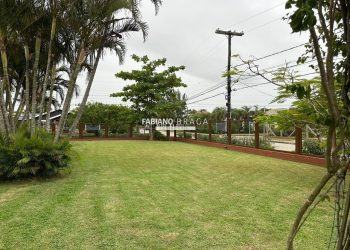 Casa com 210m², 4 dormitórios, 2 suítes, 6 vagas, no bairro Atlântida em Xangri-Lá