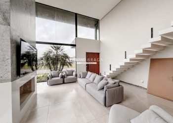 Sobrado com 415m², 6 dormitórios, 6 suítes, 2 vagas, Los Cobos em Xangri-lá