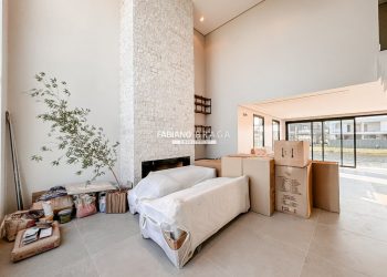 Casa Condominio com 234m², 5 dormitórios, 5 suítes, 2 vagas, Sunset em Xangri-lá