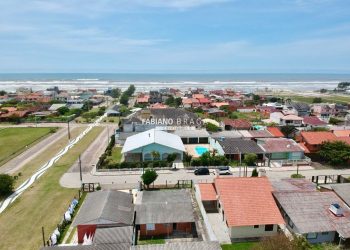 Casa com 154m², 3 dormitórios, no bairro Rainha Do Mar em Xangri-lá