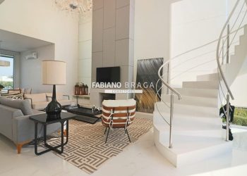 Sobrado com 250m², 4 dormitórios, 4 suítes, 2 vagas, Malibu em Xangri-lá