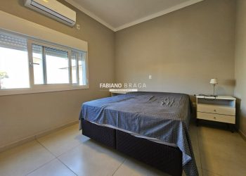 Casa com 82m², 2 dormitórios, 1 suíte, 1 vaga, no bairro Noiva Do Mar em Xangri-Lá