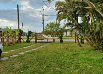 Casa com 110m², 3 dormitórios, 1 vaga, no bairro Rainha Do Mar em Xangri-Lá