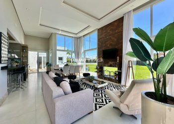 Casa Condominio com 195m², 4 dormitórios, 4 suítes, 2 vagas, Dubai Resort em Capão da Canoa