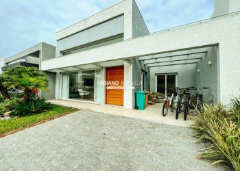 Casa Condominio com 148m², 3 dormitórios, 3 suítes, Blue em Xangri-lá