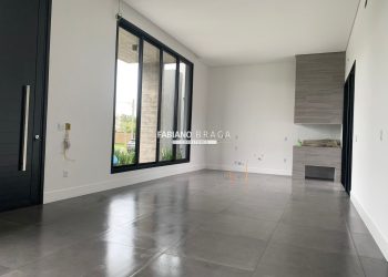 Casa Condominio com 170m², 4 dormitórios, 4 suítes, 3 vagas, Dubai Resort em Capão da Canoa