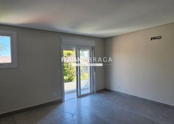 Casa com 114m², 3 dormitórios, 3 suítes, 2 vagas, no bairro Rainha Do Mar em Xangri-Lá