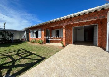 Casa com 100m², 3 dormitórios, 1 suíte, 2 vagas, no bairro Noiva Do Mar em Xangri-Lá