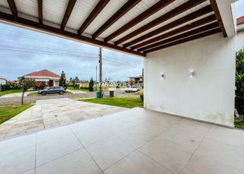 Casa Condominio com 171m², 3 dormitórios, 2 suítes, 3 vagas, Green Village Golf Club em Xangri-lá