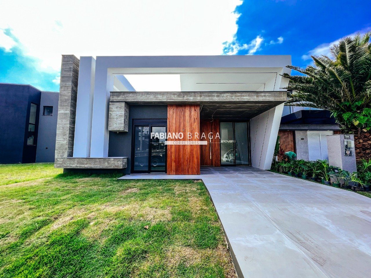 Casa Condominio com 149m², 4 dormitórios, 4 suítes, 2 vagas, Sunset em Xangri-lá