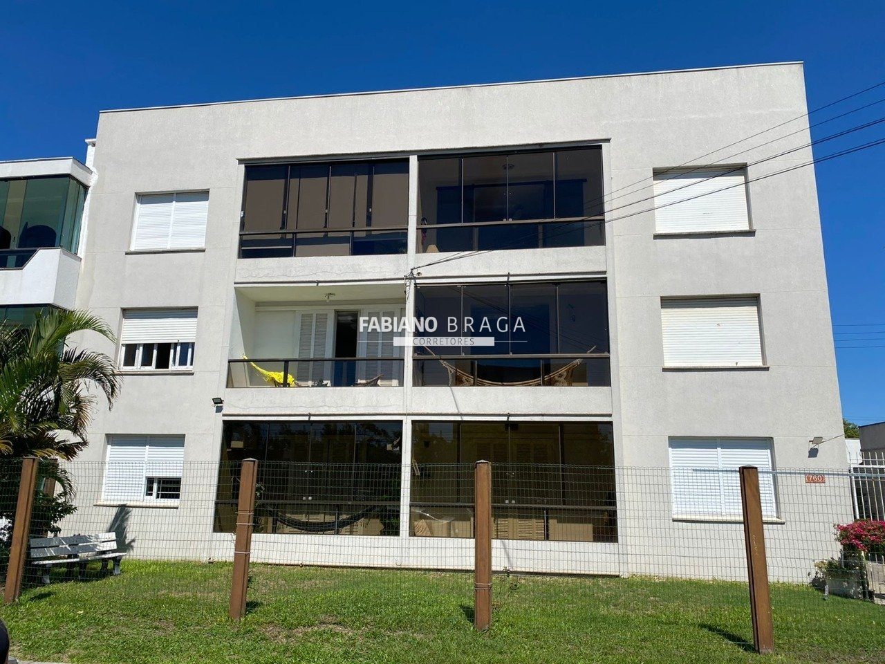 Apartamento com 70m², 3 dormitórios, 1 vaga, Edifício Aracai em Xangri-lá