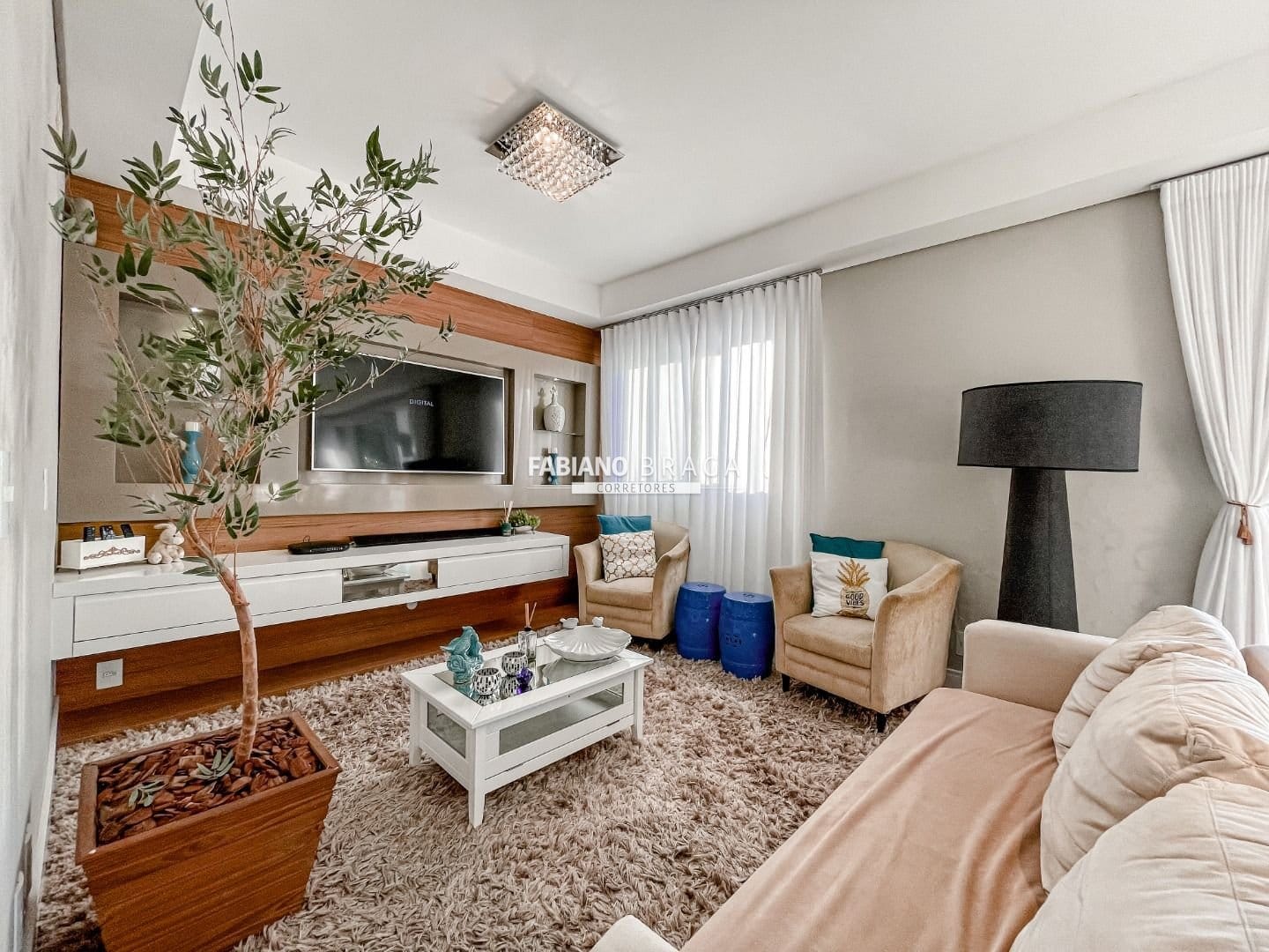 Apartamento com 207m², 3 dormitórios, 3 suítes, 2 vagas, Rossi Atlântida em Xangri-Lá