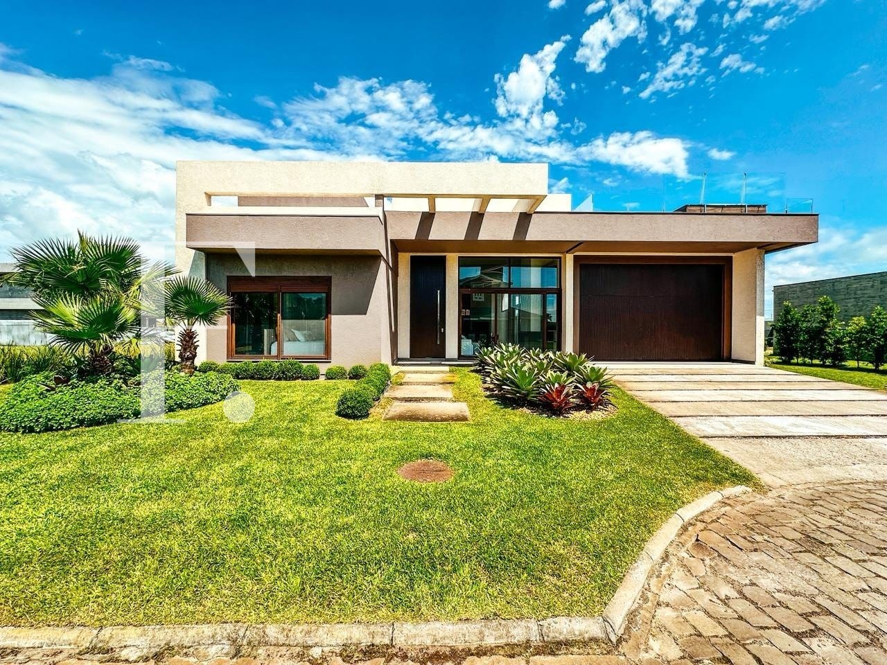 Casa Condomínio com 350m², 4 dormitórios, 4 suítes, 2 vagas, Lagoa do Passo em Osório