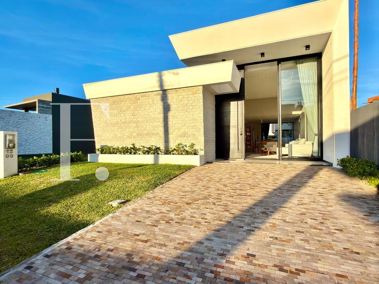 Casa Condomínio com 155m², 4 dormitórios, 4 suítes, 2 vagas, Sunset em Xangri-Lá