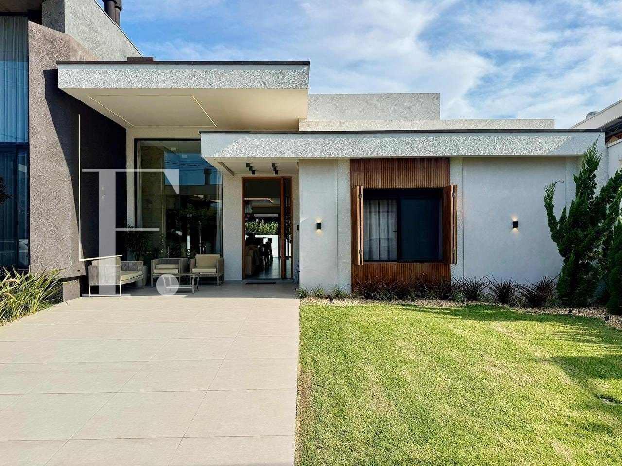 Casa Condomínio com 154m², 3 dormitórios, 3 suítes, 2 vagas, Blue em Xangri-Lá