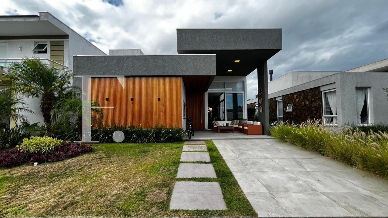 Casa Condomínio com 200m², 4 dormitórios, 4 suítes, 2 vagas, Sea Coast em Xangri-Lá