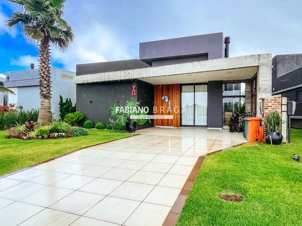 Casa Condomínio com 190m², 4 dormitórios, 4 suítes, 2 vagas, Riviera em Xangri-Lá