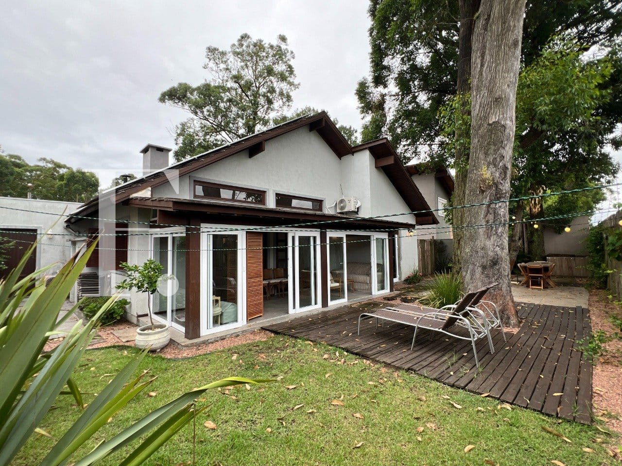 Casa Condomínio com 210m², 4 dormitórios, 4 suítes, 2 vagas, Carmel em Xangri-Lá