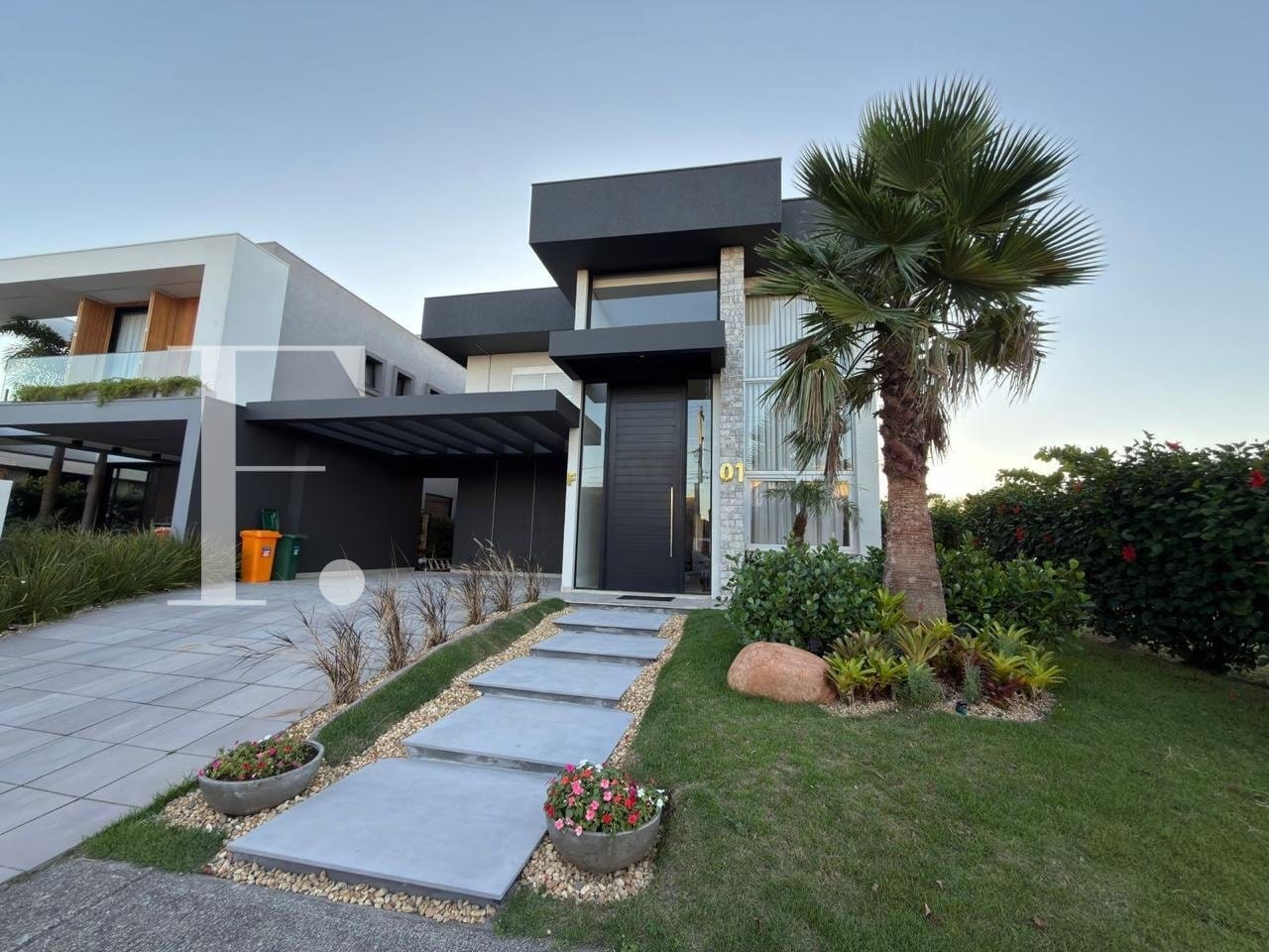 Sobrado com 267m², 4 dormitórios, 4 suítes, 2 vagas, Capão Ilhas Resort em Capão da Canoa