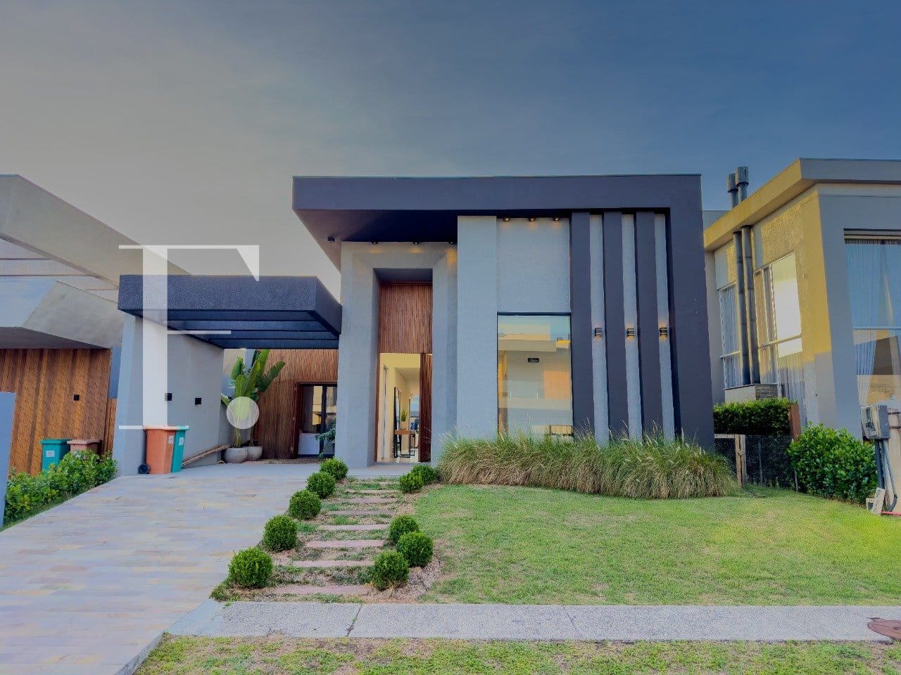 Sobrado com 220m², 4 dormitórios, 4 suítes, 2 vagas, Capão Ilhas Resort em Capão da Canoa