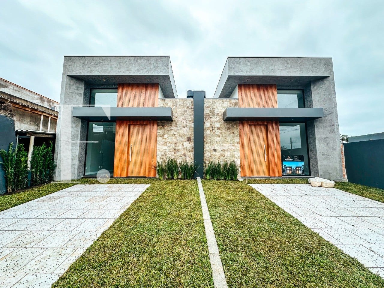 Casa com 81m², 3 dormitórios, 1 suíte, 1 vaga, no bairro Rainha do Mar em Xangri-Lá