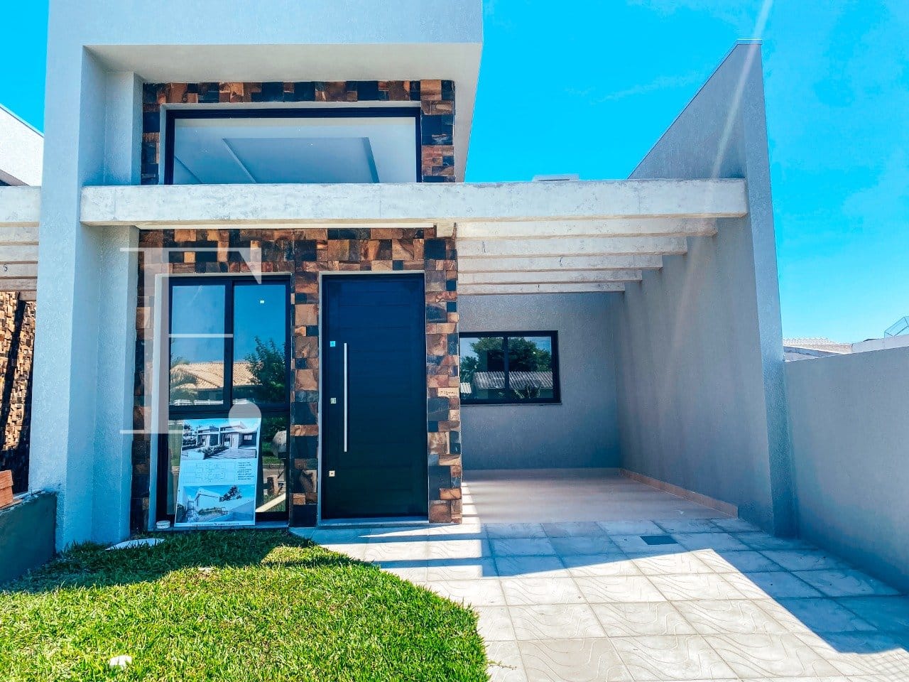 Casa com 80m², 2 dormitórios, 1 suíte, 1 vaga, no bairro Rainha do Mar em Xangri-Lá