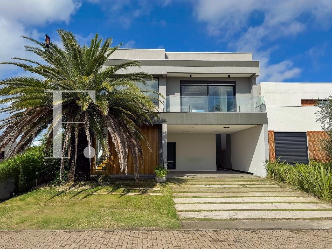 Sobrado com 300m², 5 dormitórios, 5 suítes, 2 vagas, Blue em Xangri-Lá
