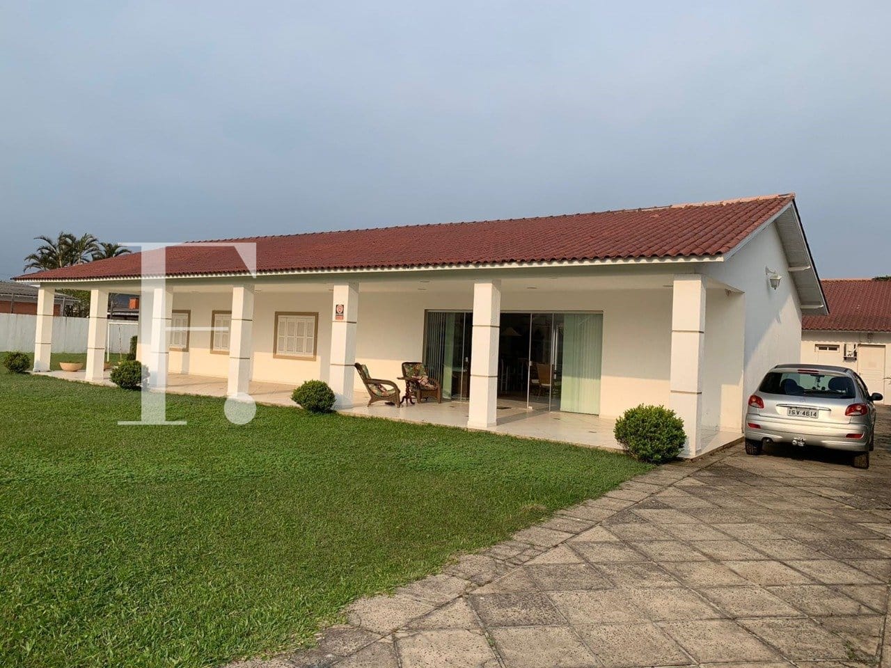 Casa com 380m², 4 dormitórios, 2 suítes, 2 vagas, no bairro Atlântida em Xangri-Lá