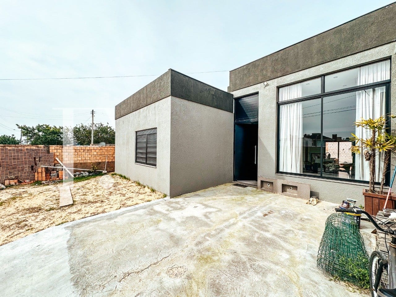 Casa com 120m², 3 dormitórios, 3 suítes, 2 vagas, no bairro Noiva do Mar em Xangri-Lá