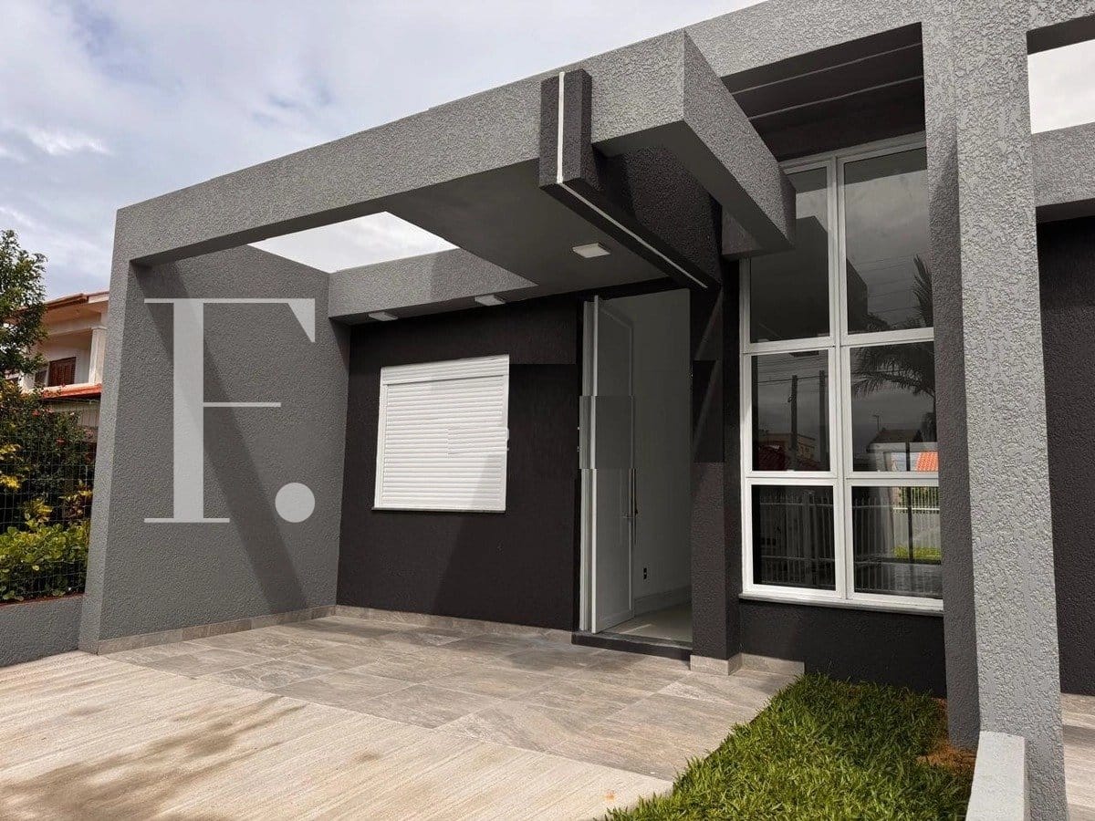 Casa com 90m², 3 dormitórios, 1 suíte, 2 vagas, no bairro Rainha do Mar em Xangri-Lá