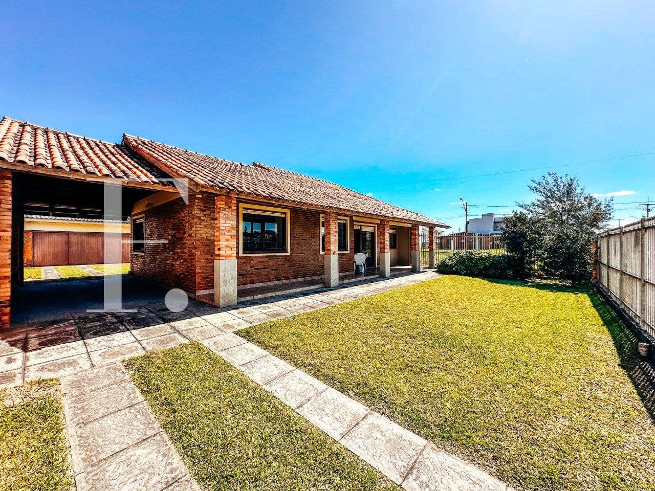 Casa com 146m², 4 dormitórios, 1 suíte, 2 vagas, no bairro Remanso em Xangri-Lá