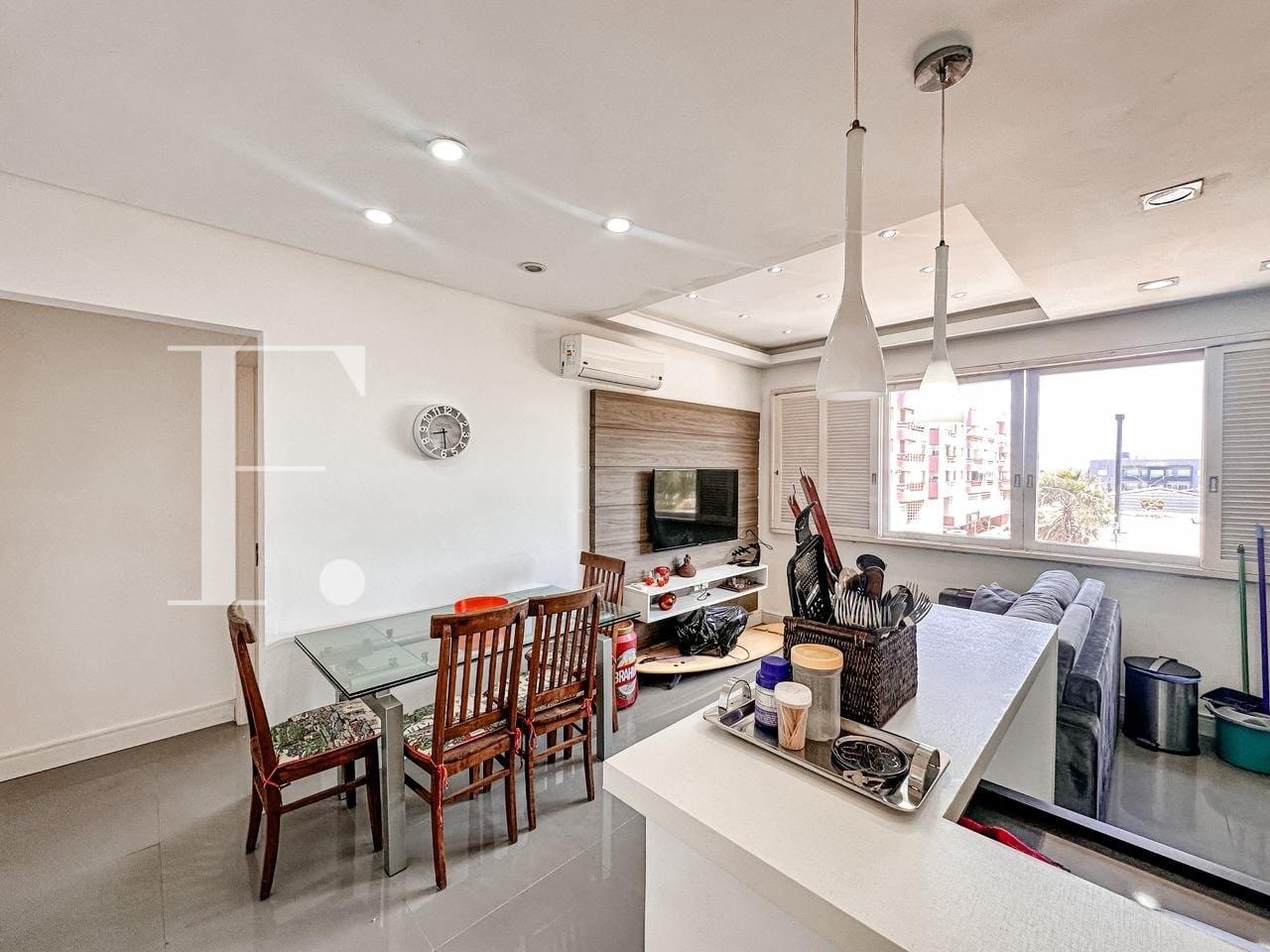 Apartamento com 78m², 4 dormitórios, Edifício Netuno em Xangri-Lá