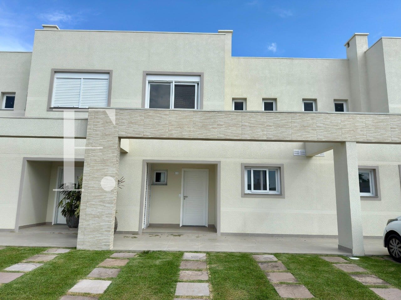 Sobrado com 155m², 3 dormitórios, 1 suíte, 2 vagas, Pateo Marbella em Xangri-Lá