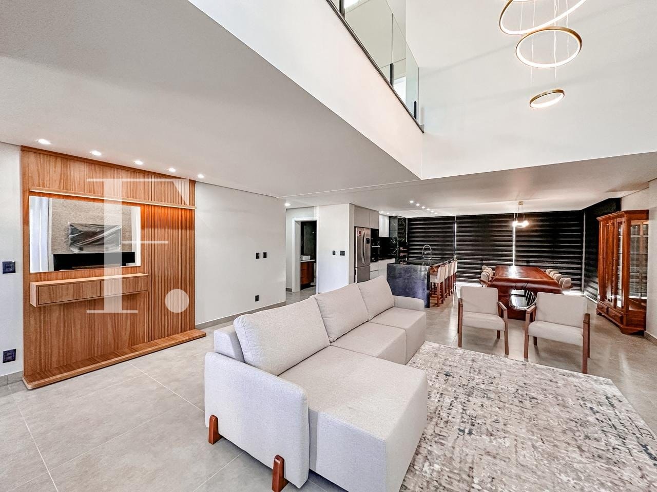 Sobrado com 259m², 4 dormitórios, 4 suítes, 2 vagas, Sunset em Xangri-Lá