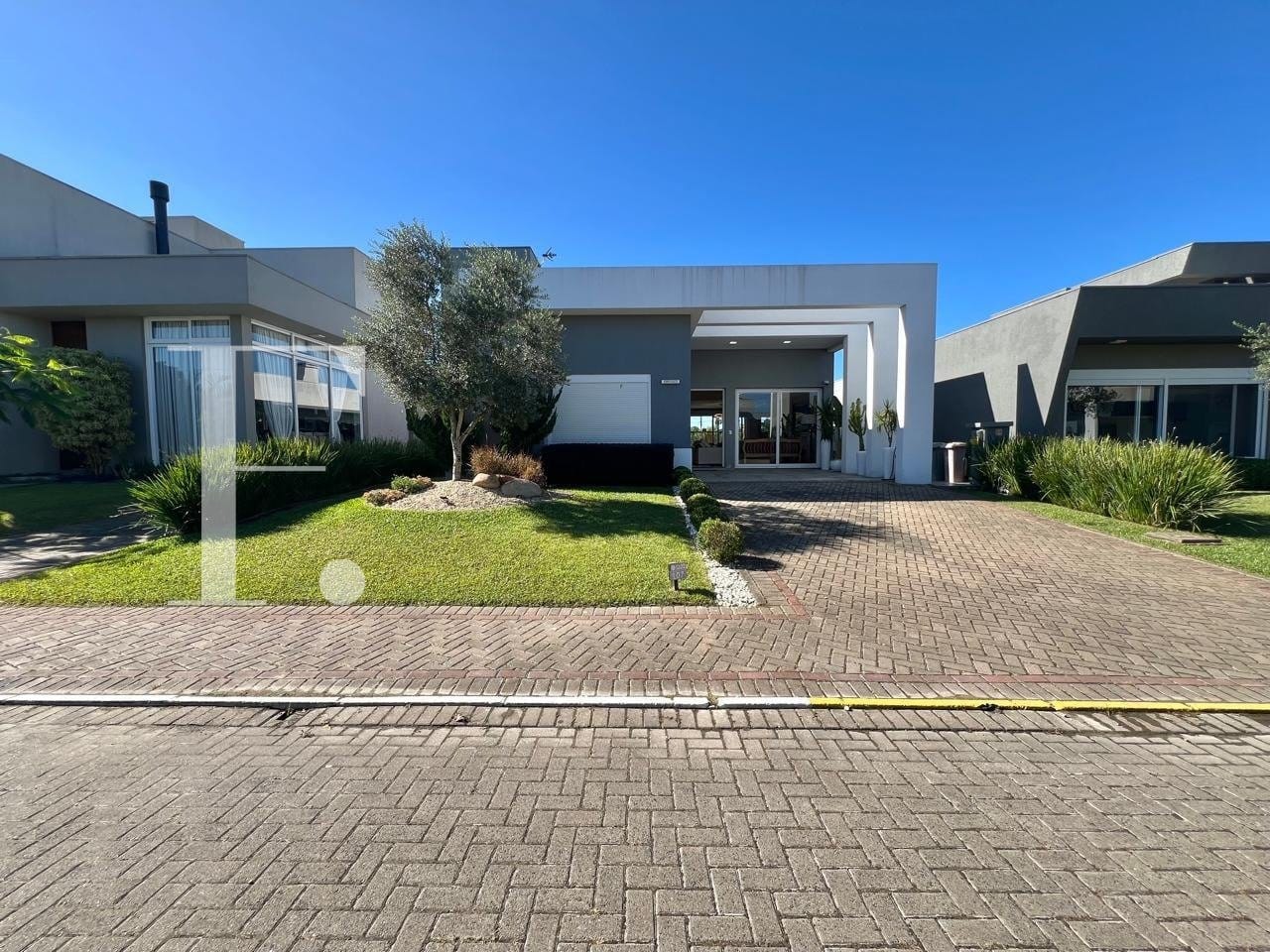 Casa Condomínio com 182m², 3 dormitórios, 3 suítes, 2 vagas, Dubai Resort em Capão da Canoa