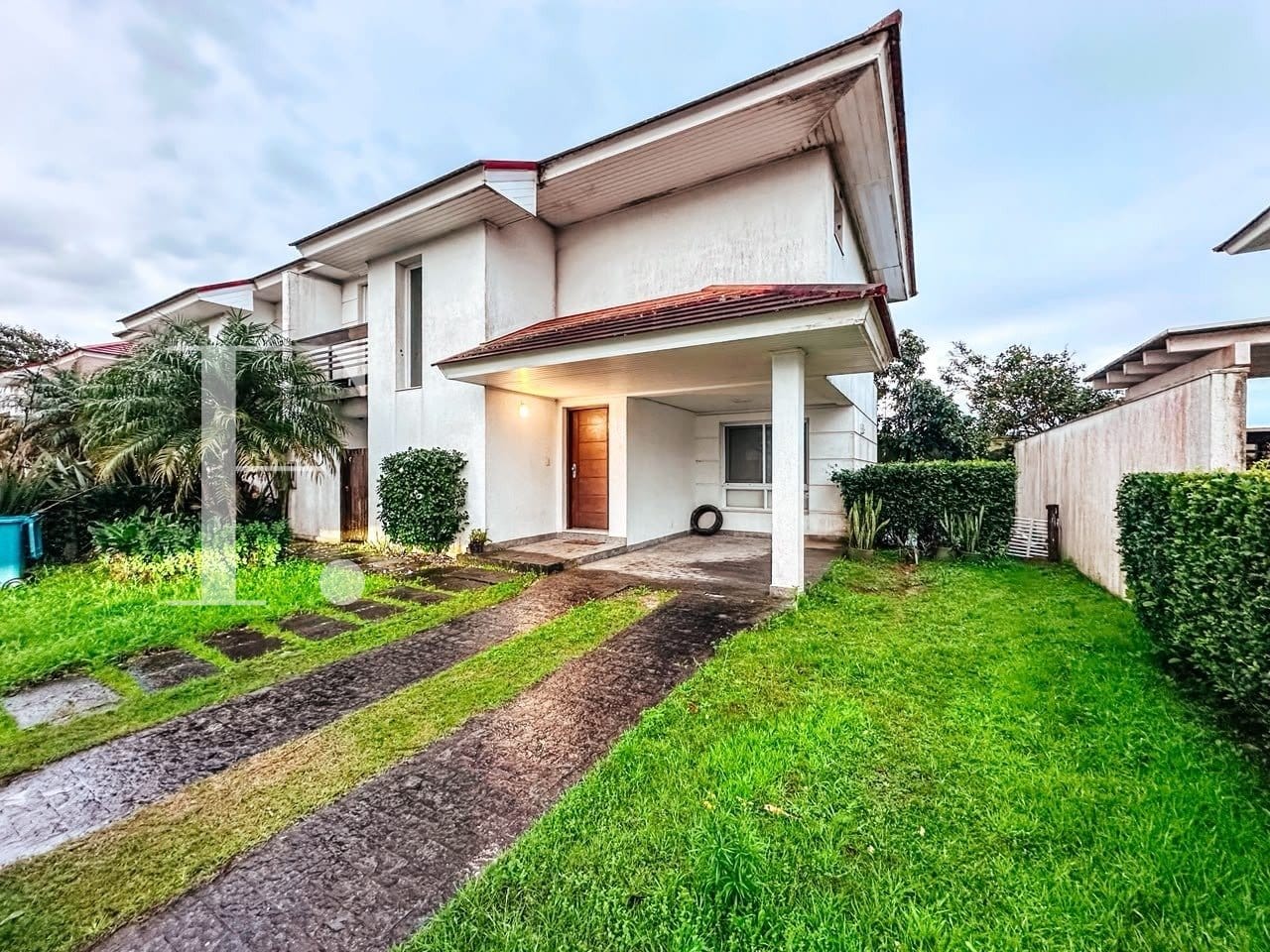 Sobrado com 152m², 3 dormitórios, 3 suítes, 2 vagas, Green Village Golf Club em Xangri-Lá