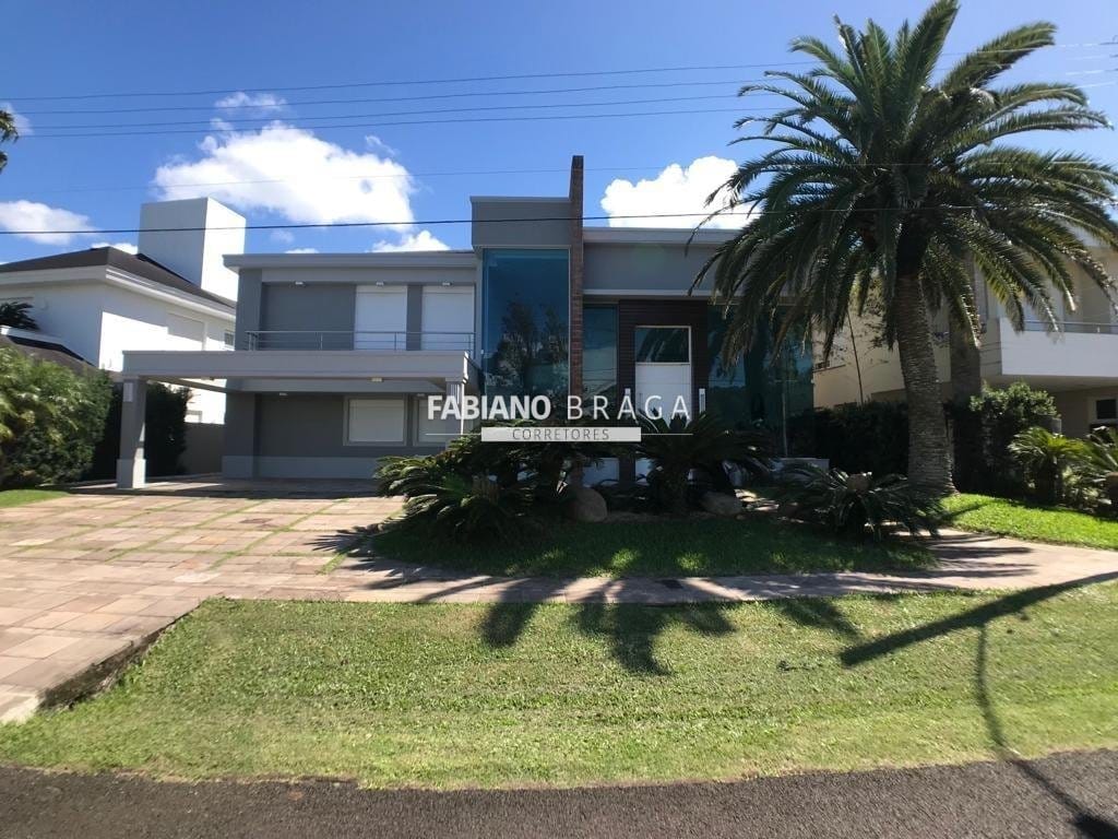 Sobrado com 426m², 5 dormitórios, 5 suítes, 3 vagas, Atlântida Ilhas Park em Xangri-Lá
