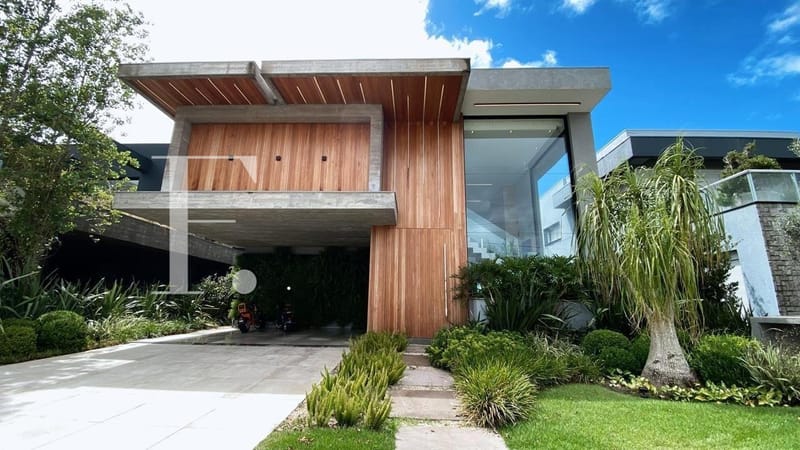 Sobrado com 450m², 5 dormitórios, 5 suítes, 2 vagas, Sense em Xangri-Lá