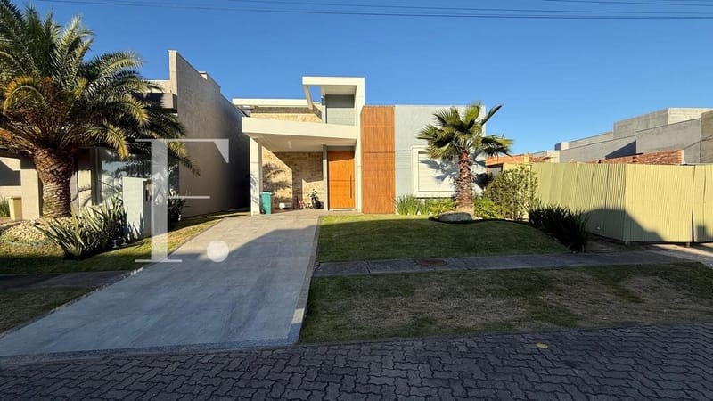 Casa Condomínio com 182m², 4 dormitórios, 4 suítes, 4 vagas, Capão Ilhas Resort em Capão da Canoa