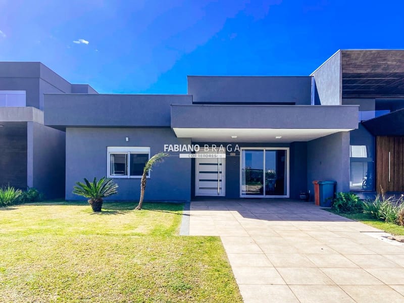 Casa Condomínio com 200m², 3 dormitórios, 3 suítes, 2 vagas, Riviera em Xangri-Lá