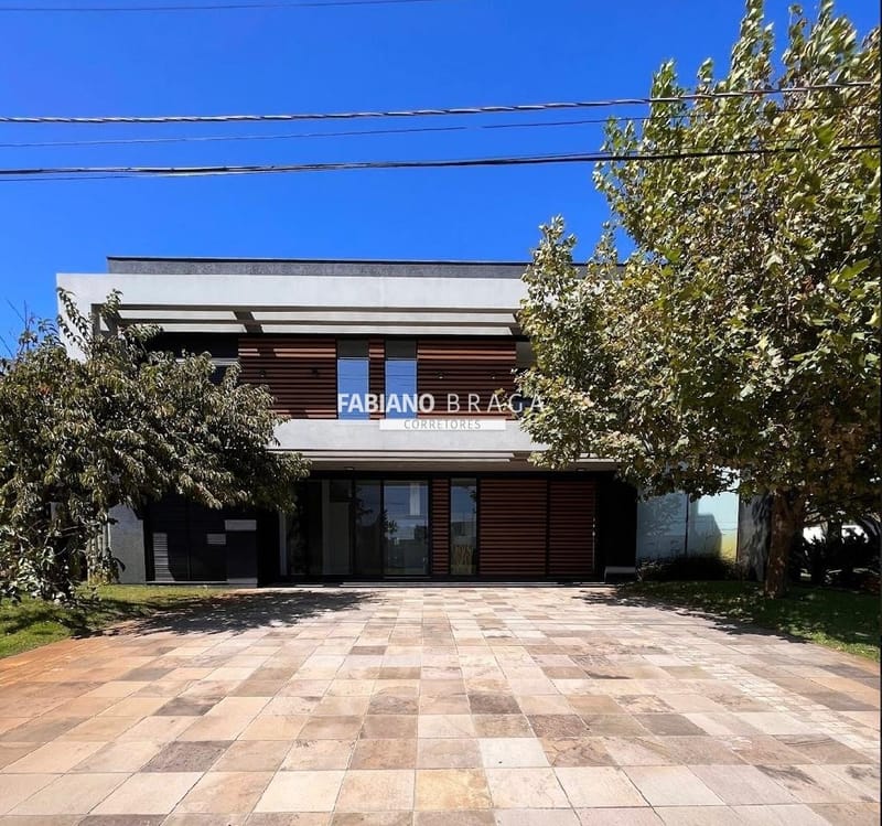 Sobrado com 320m², 5 dormitórios, 5 suítes, 3 vagas, Enseada Lagos em Xangri-Lá