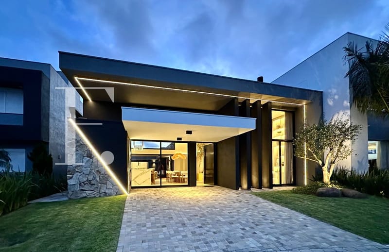 Casa Condomínio com 240m², 4 dormitórios, 4 suítes, 2 vagas, Sea Coast em Xangri-Lá